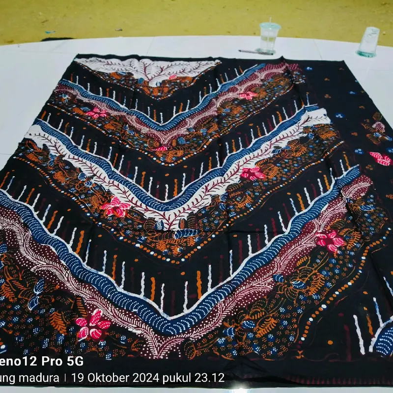 sarung batik tulis madura bahan halus lembut 2