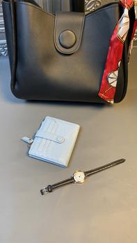 Product Review of Set Hemat Totebag Florida + Dompet Genie + Jam Tangan Small Wanita - Selempang from B**L S**L 2