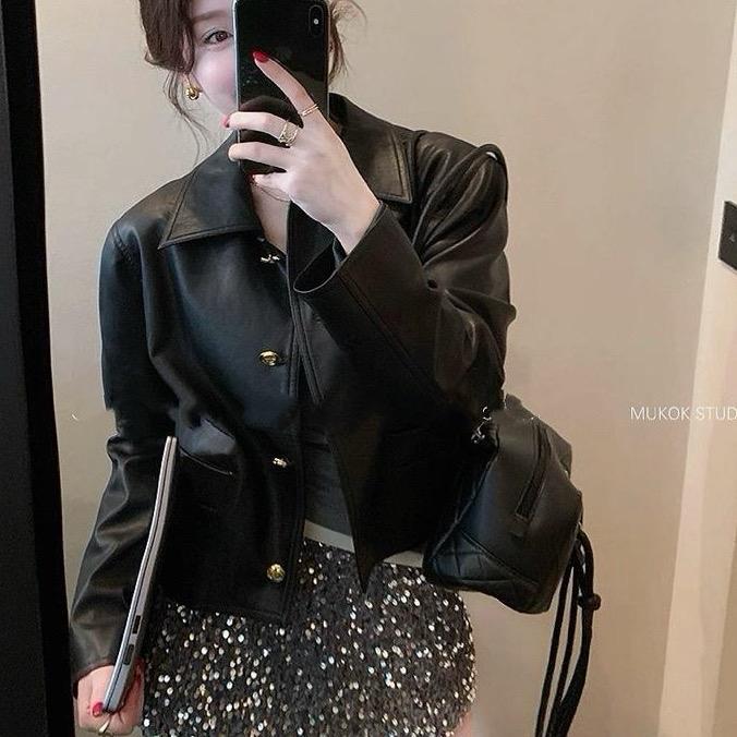 Áo da Đen cúc đồng tròn lót lụa phong cách mới Xinh xỉu thu hàng QC top men