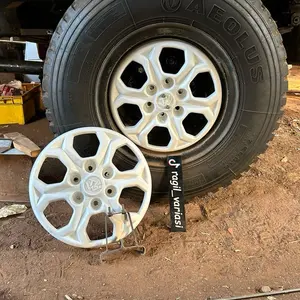 Sepasang weldop truk lubang 6 tkw roda belakang