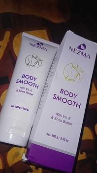 Product Review of Body Smooth  Super ajaib Pasmina abel  Rmc(Mengatasi kulit setrekmat/ sensitif dan mecerahkan kulit  Kusam( Lotion Mencerahkan kulit sehat) from Q**y 0