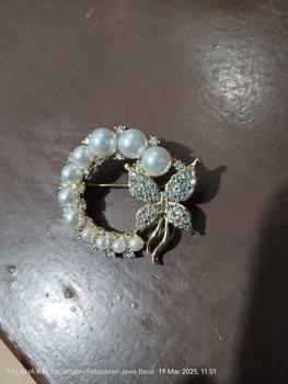 Product Review of 【lingerly】Mutiara Kupu-kupu Bros Bulat Mengkilap Indah Aksesoris Cosplay Pakaian Pakaian Z from F**🌸 0