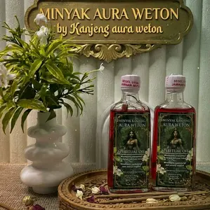 MINYAK URUT TUBUH AURA WETON spiritual oil by KANJENG AURA WETON