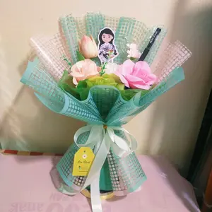 Rina Floris Buket bunga hari guru.  buket bunga wisuda. buket bunga buket topper wisuda.