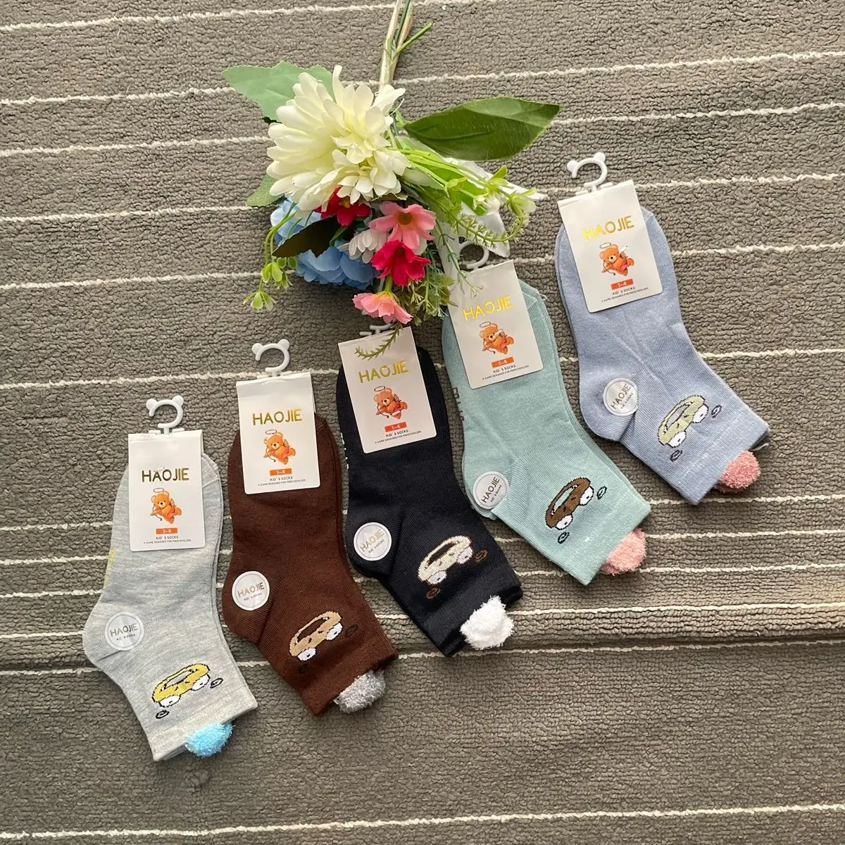 Kaos kaki anak super lucu dan gemoy