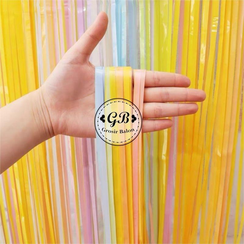 Tirai Rumbai Foil Pastel / Backdrop Foil Background Rainbow Pastel 3
