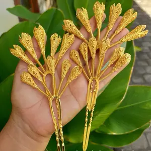 Cucuk Cempaka Sari dan Kancing Bros Lapis Emas dan lapis silver