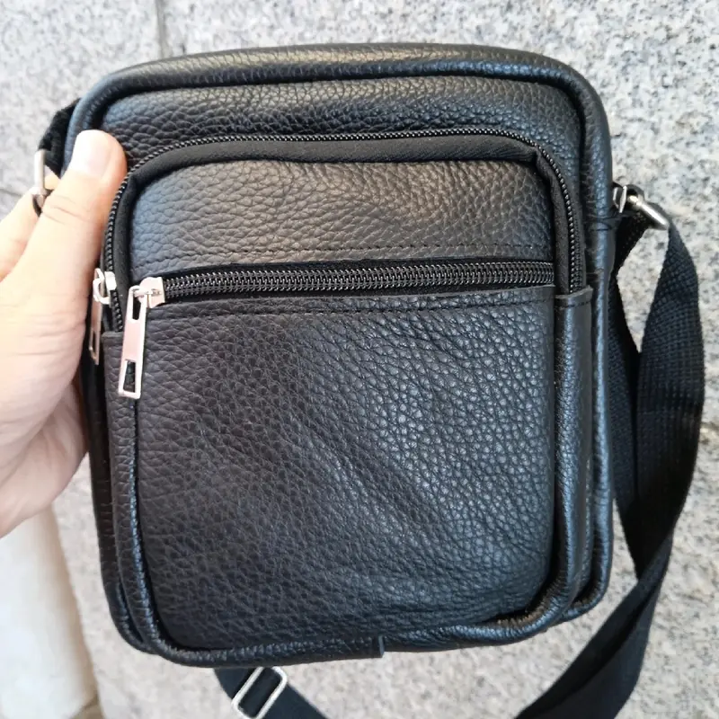 Tas Kulit Asli Pria dan Wanita dengan Selempang yang Cantik 1