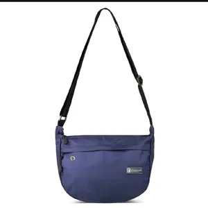 Tas Selempang Pria Wanita Tali Hitam Trendy Serba Guna Praktis untuk Sekolah Ngaji dan Jalan-jalan