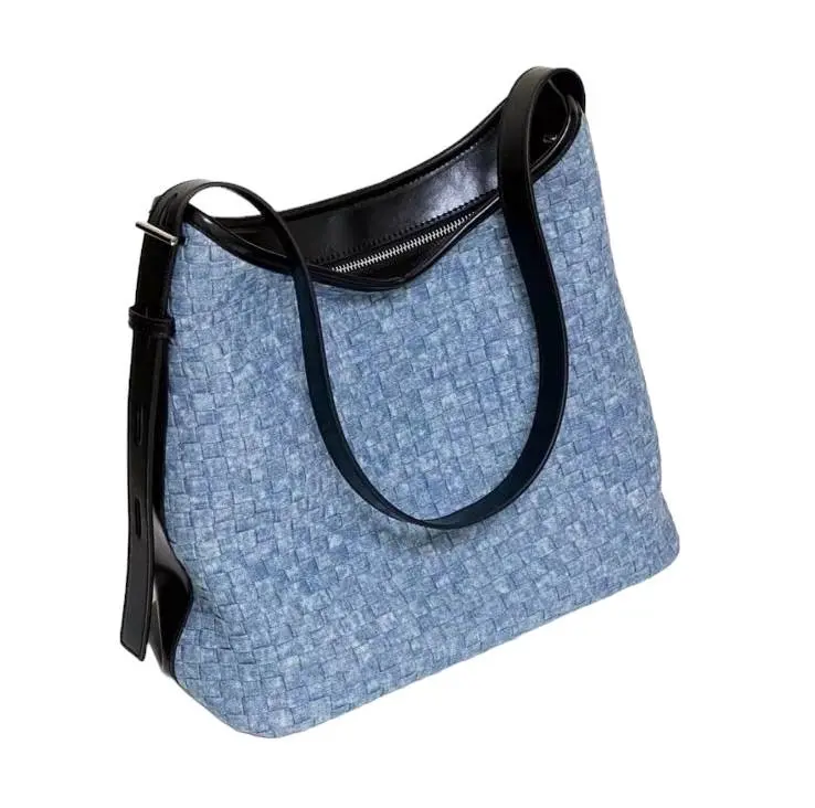 (VEGAN LEATHER) BLUE DENIM SHOULDER BAG