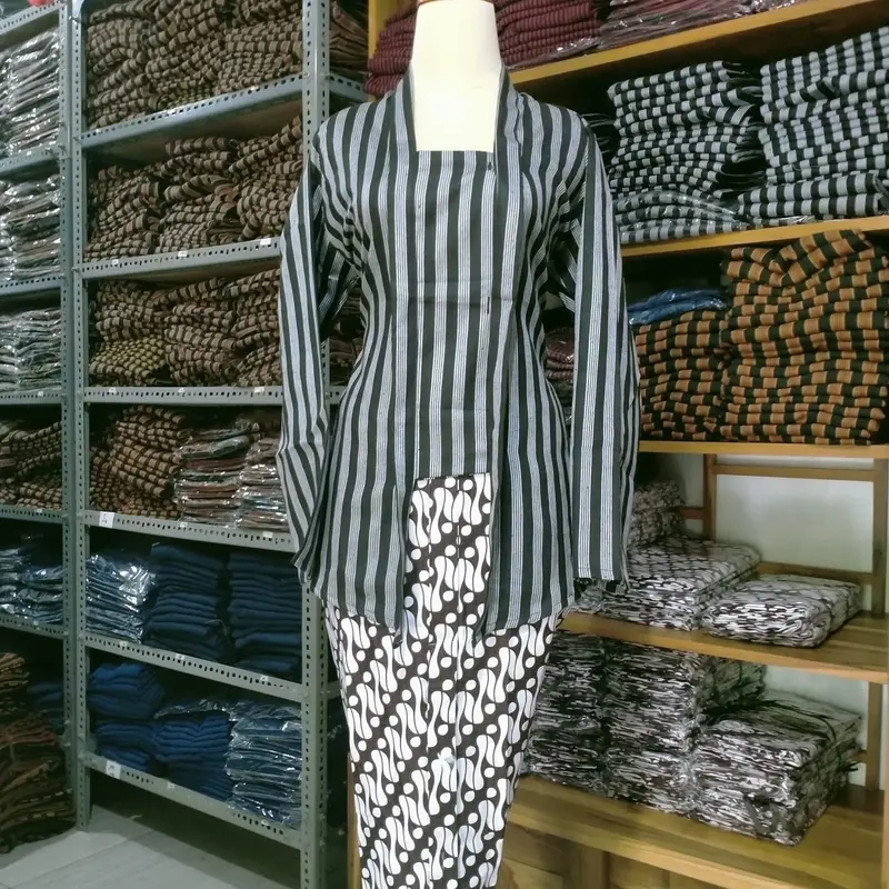 Set Baju kebaya lurik wanita adat jawa Kebaya kutubaru lurik jogja solo Atasan Dewasa Motif 0
