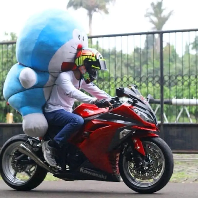 BONEKA DOREMON SUPER JUMBO LEMBUT EMPUK SNI
