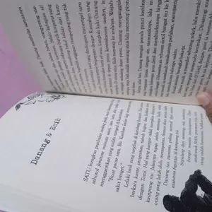 Buku novel sisi Tergelap surga - Brian