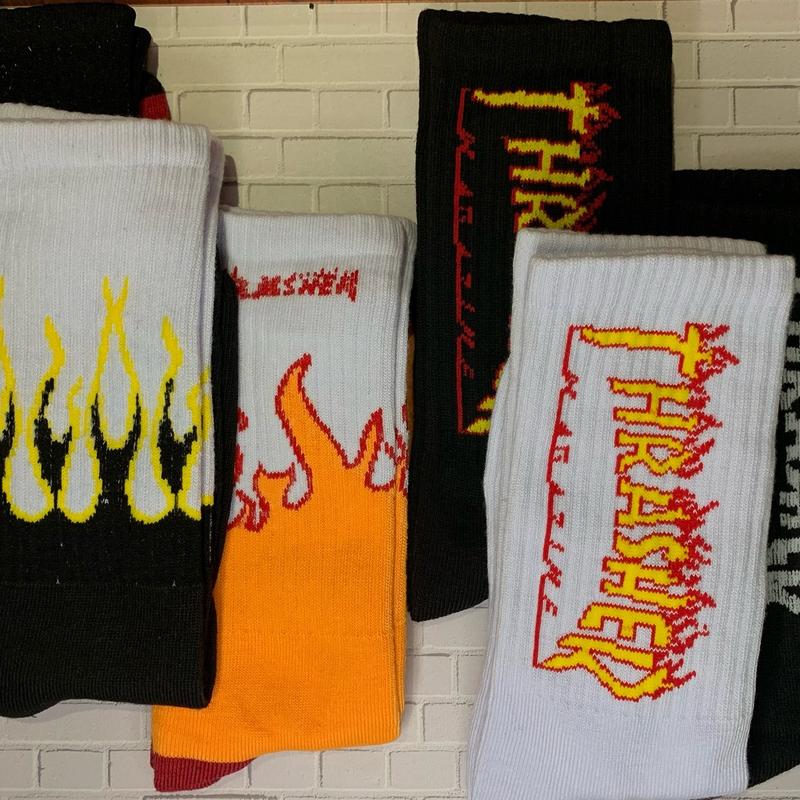 Kaos Kaki Old School Dewasa Motif Api Skate Skena 1