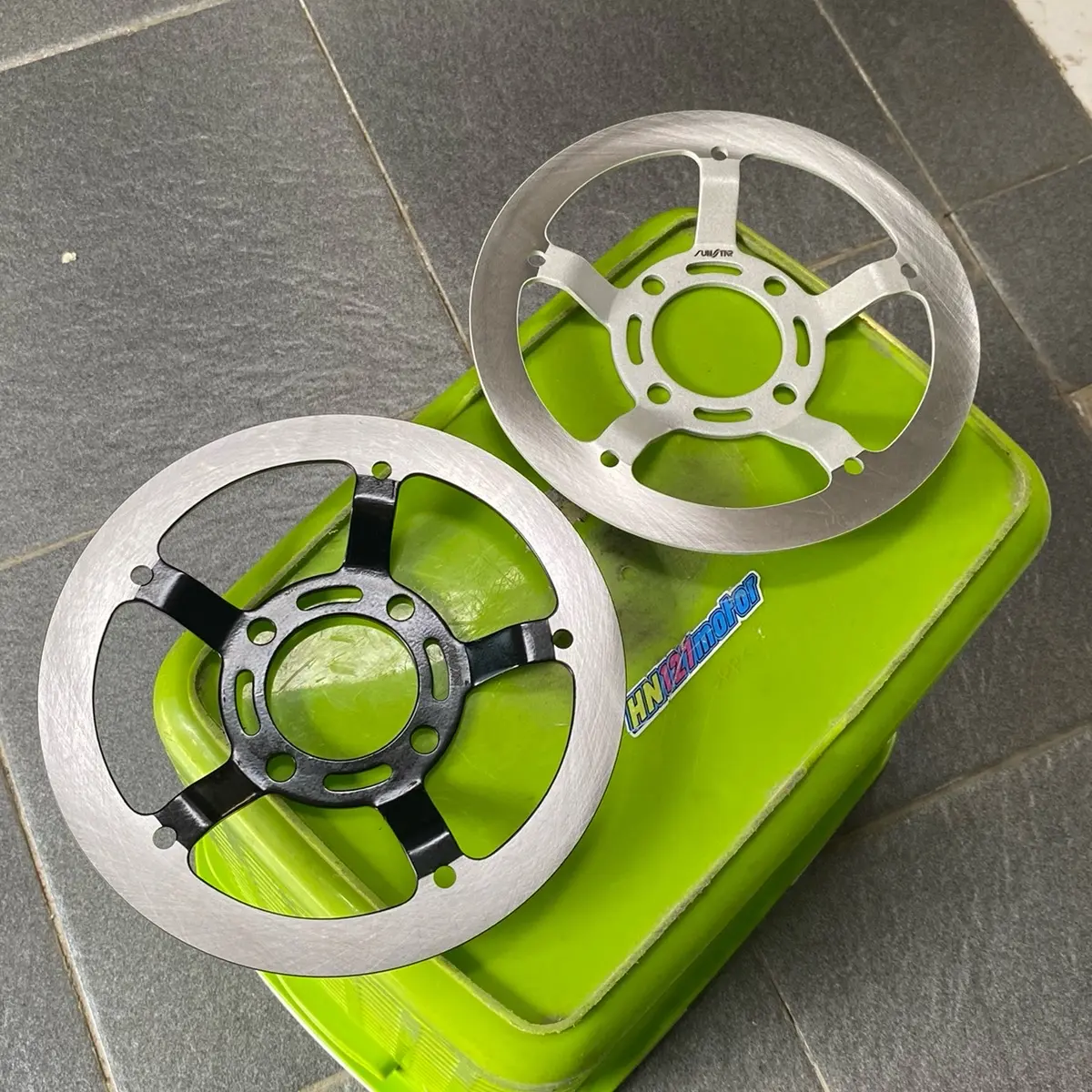 Disk cekung baut 4 uk 220mm piringan cekung