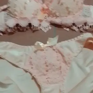 BRA SET BH + CD / SET BRA / BH SET WANITA SEKSI / BH SETELAN WANITA DAN CELANA DALAM WANITA SEKSI / PUSH UP BRA / BH BUSA TEBAL