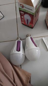 Product Review of [MAX] Lampu LED Emergency 30W / Lampu Magic Bohlam Abulb 30 Watt / Lampu Pasar Malam from B**s 0