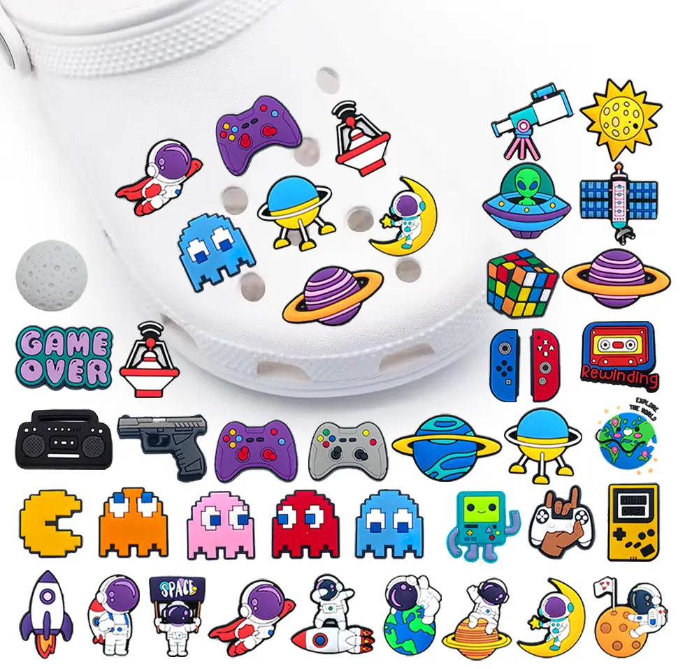 Serbaguna 1PCS PVC DIY Kartun imut-imut astronaut Pola Aksesoris Sepatu Sandal pin Sepatu Tempelan