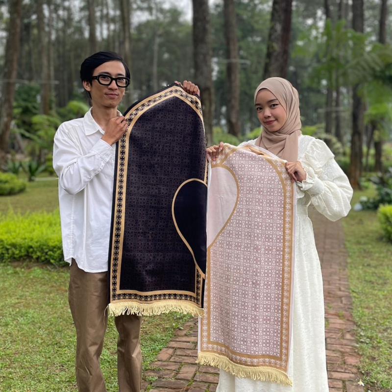 Sajadah AZAIN Love Sajadah Couple - Sajadah Rekomendasi Hadiah Pernikahan Wedding Gift Sajadah Couple Pasangan Gift Ideas 8