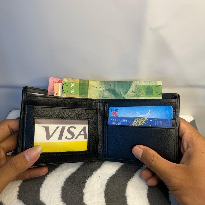 [TR 011 PLS] Dompet 3in1 lipat terbuat dari kulit sapi asli motif polos berpori. Tersedia slot kartu dan uang Pria 2