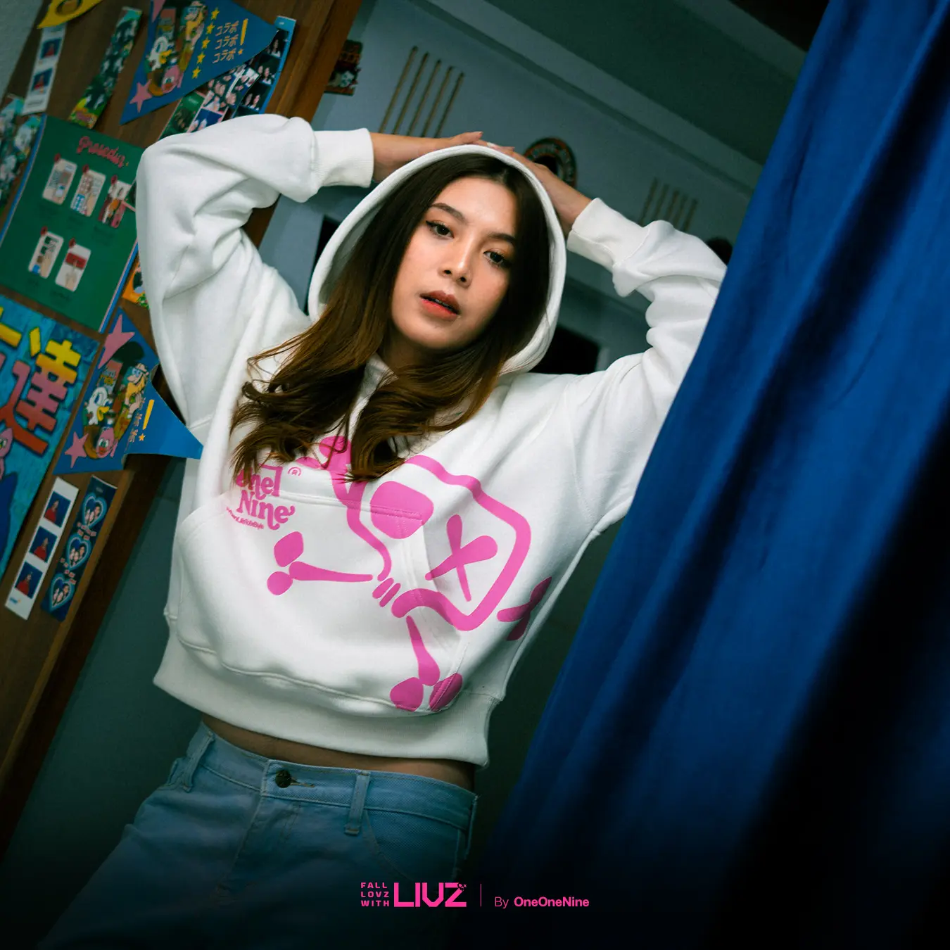 Oneonenine Livz Hoodie Crop Top Luxe White - Sweater Crop Wanita