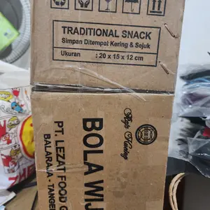 Kue wijen buatan tangan, camilan sehat tanpa bahan tambahan, rasa lokal asli, renyah dan lezat, cocok untuk orang tua dan anak-anak 500g kue kering kiloan lapis  legit