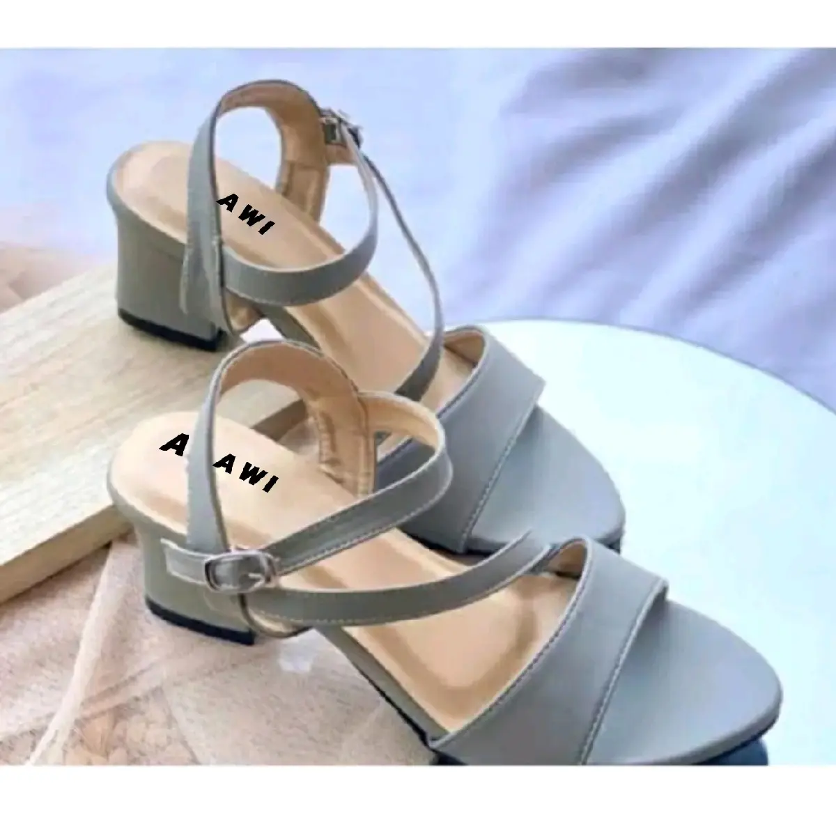 (KINARA) TERLARIS PALING BETS SELLER SENDAL WANITA EXLUSIFE IMPORT HAK CHUNKY 5CM SENDAL WANITA KOREA NYAMAN DIPKAI UNTUK FORMAL KASUAL sandal terbaru Cewek Perempuan