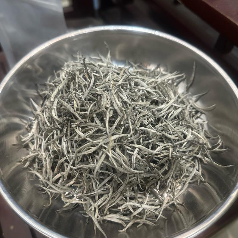 100gam Bạch trà shan tuyết cổ thụ Hà giang