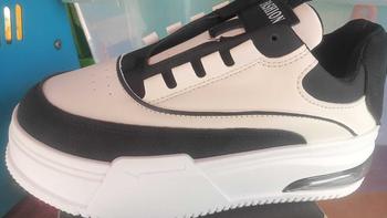 Product Review of GSI Rossy Sepatu Sneakers Wanita Jeno Casual Shoes Kasual Karet Running Sport Olahraga Korean Style Hitam Cewek 1325 from O**m T** 0