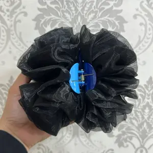 Keep rambut organza . Kokoh dan tidak lepek. Lebih bervolume . Uk sedang dan cocok untuk daily.