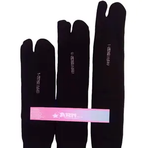 ARN SOCK Jempol Polos Hitam Bahan Polyster - Kaos Kaki Muslimah Computerized Dewasa