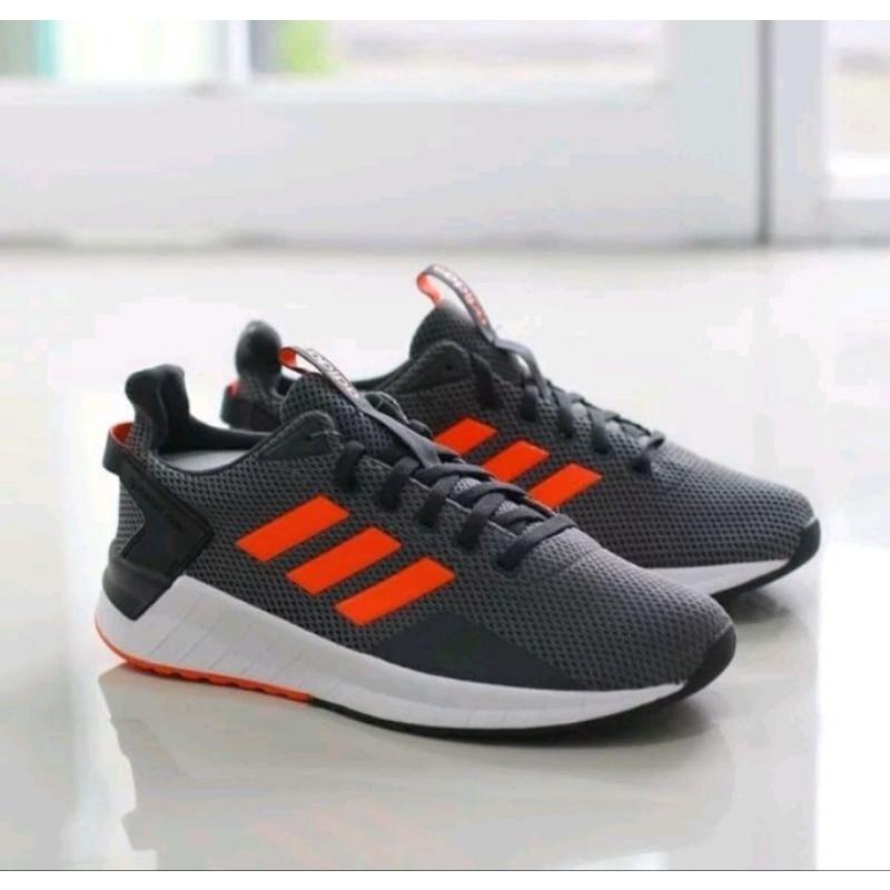 Sepatu Running Questar Grey IN White - Sepatu Lari Pria & Wanita UNISEX - Outdoor 0