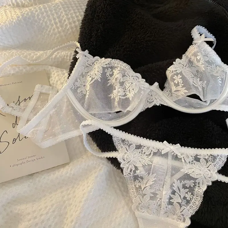 French sexy Lace Panties Lingerie Women's thin push-up wireless mesh bra set