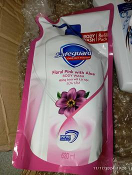 Product Review of Safeguard Bodywash Pink 620ml Refill Duo from M**e ** 0