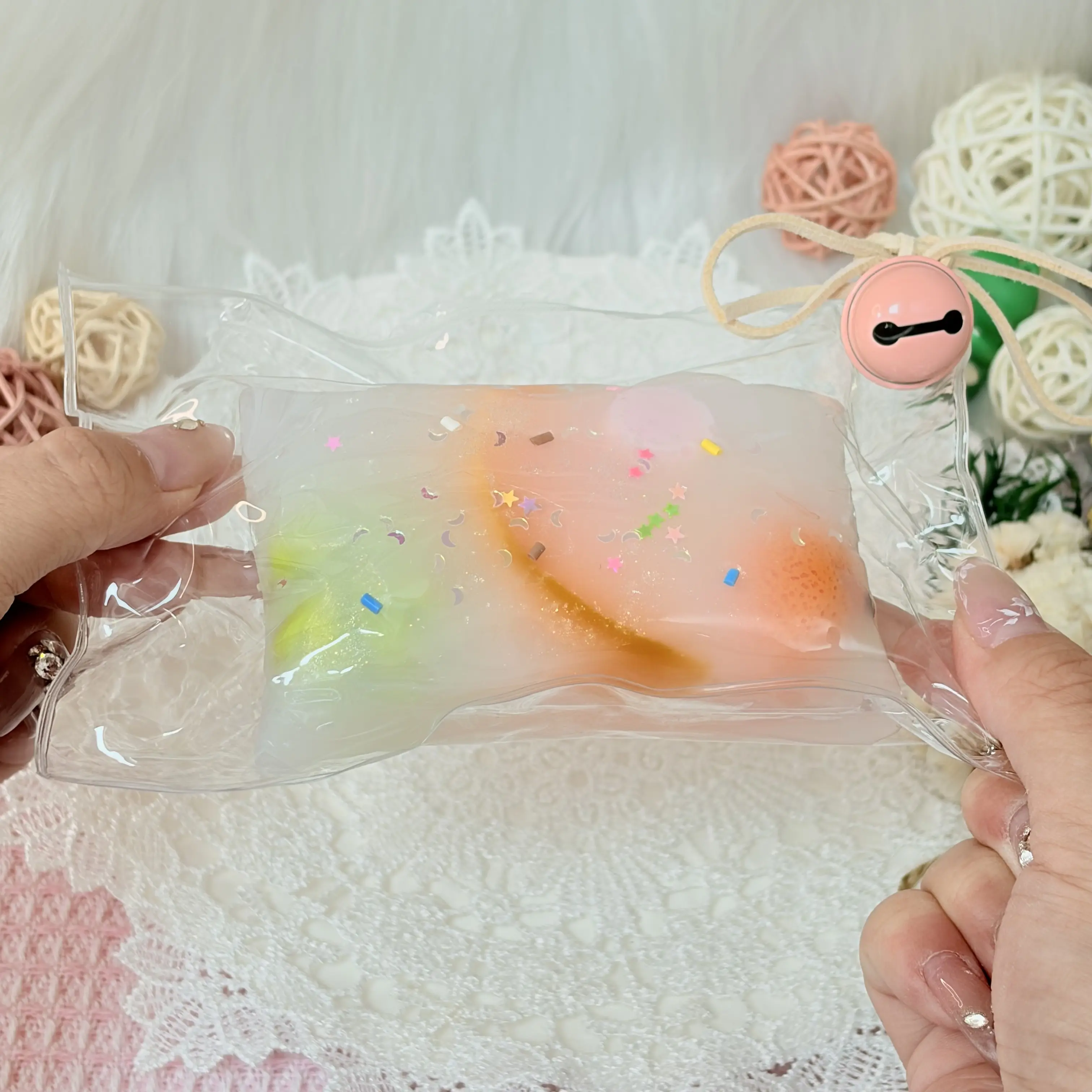 ココナッツオイルシリーズ】かわいいいスクイーズトイ もちもちつまむ