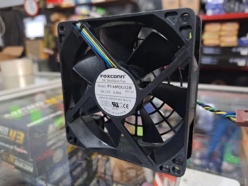 KIPAS COOLING FAN SUPER HIGH SPEED DC BRUSHLESS FAN 9X9CM DC12V 0.40A FOXCONN BEARING