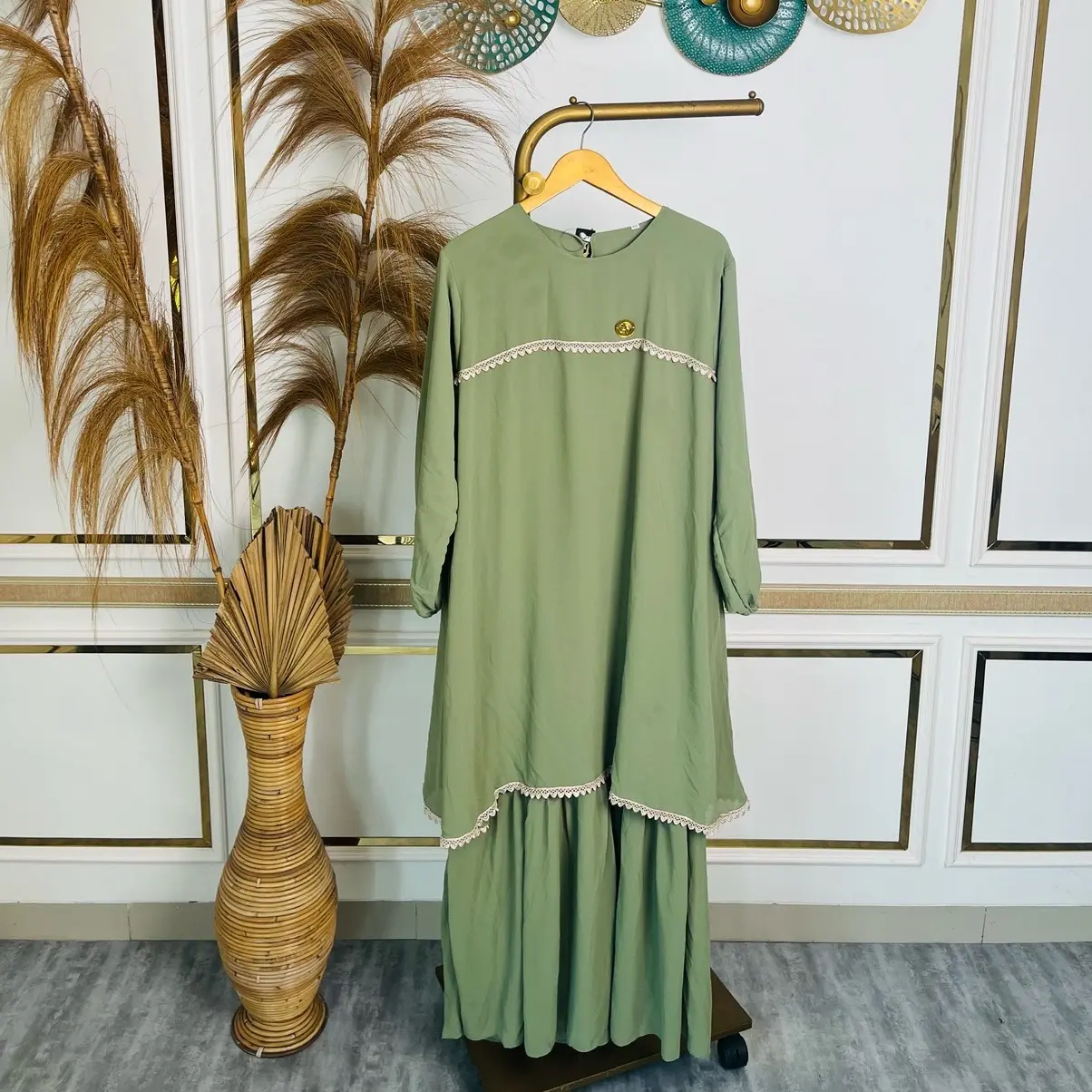Gamis malay renda Wanita, Ceruty