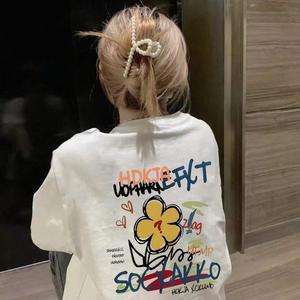 レディース半袖Tシャツ、トレンドフラワーアルファベットプリントクルーネック、ゆったり、コットンカジュアルトップス、クルーネック、ゆったりシルエット、レディースサマープリントTシャツ