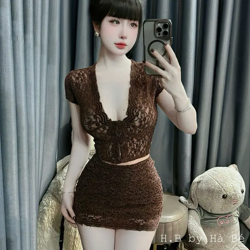 SET REN ÁO CỔ V MIX CHÂN VÁY REN CÓ LỚP LÓT QUẦN