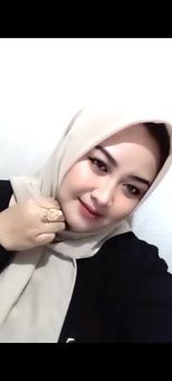 Product Review of Paris Jadul // Hijab Segi Empat Paris Legend jilbab paris jadul from 🅽** 🅺**🅸 2