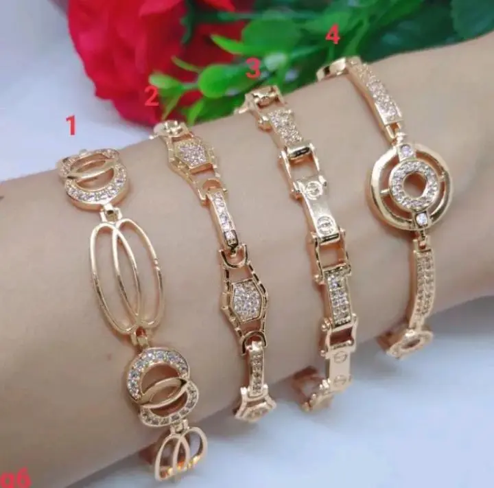 Gelang Emas Wanita Dewasa Titanium 4 Model Elegan Simple Anti Karat Terbaru Viral Perhiasan Perempuan Aksesoris Mewah Fashion Populer  Bracelets