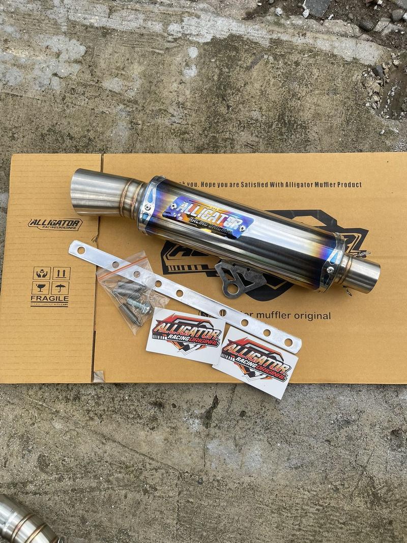 Product Introduction of Knalpot Samlong Original Alligator Halfblue New Emblem [ inlet 38 mm ] free triplat Nmax Aerox Beat Mio Scoopy Vario Pcx lexy Xride fino Fazio Freego dll Bracket Laser Motor Motorcycle 13