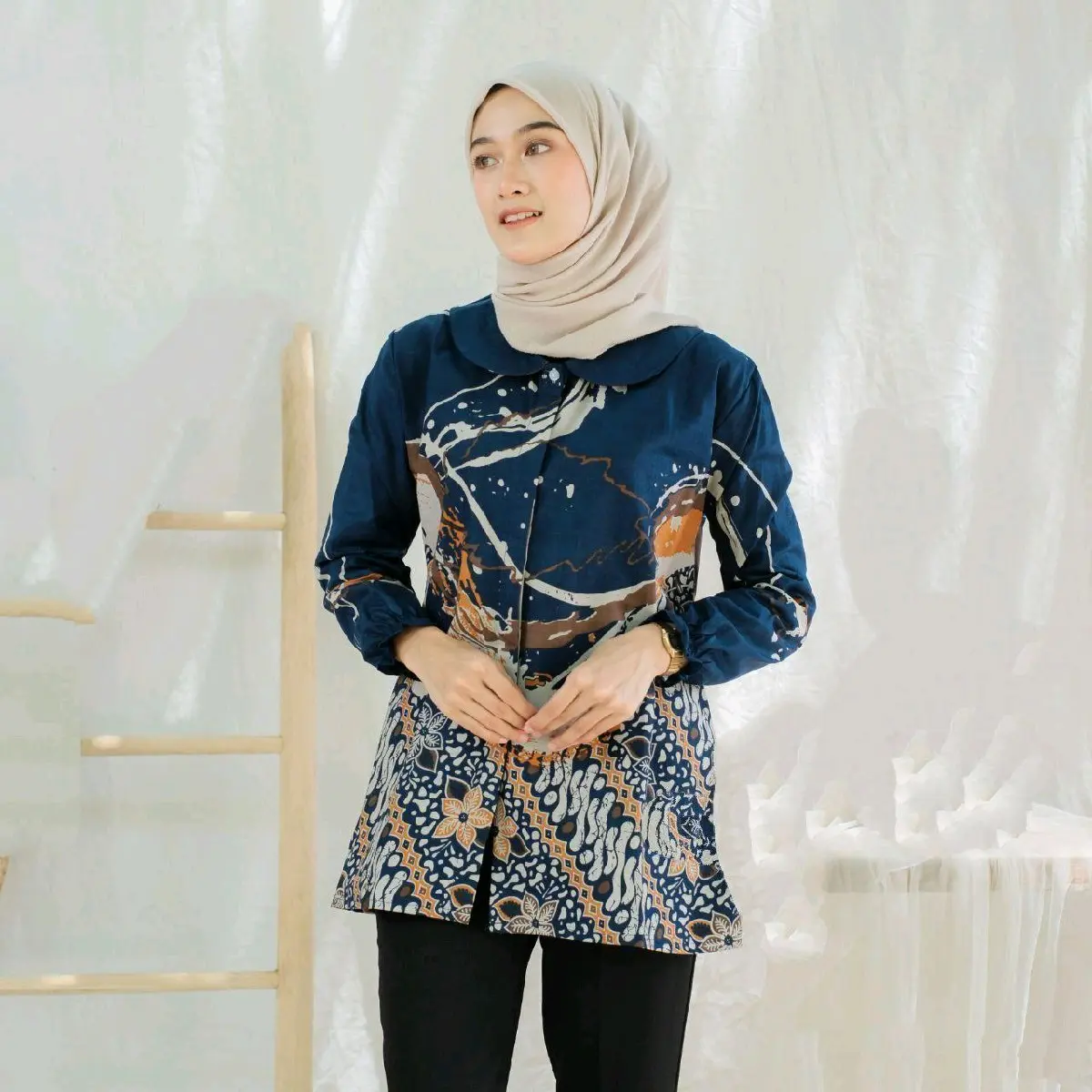 Blus Batik Wanita Terbaru Blus Batik Wanita Modern Viral Kekinian Seragam Kantor Kancing Atasan Formal Mewah Katun Nyaman