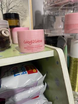 Product Review of [BPOM] Glad2Glow 2pcs bundle Skincare 2in1 Paket - Moisturizer+Serum Glowing Anti-acne Dark spot Barrier Bright Blueberry Ceramide Centella Berjerawat Memudarkan Mencerahkan Pencerah Wajah Arbutin Acid Extract Niacinamide Cooling Pelembab Melembutkan from 💖** ** ** ** ** ** A** 1