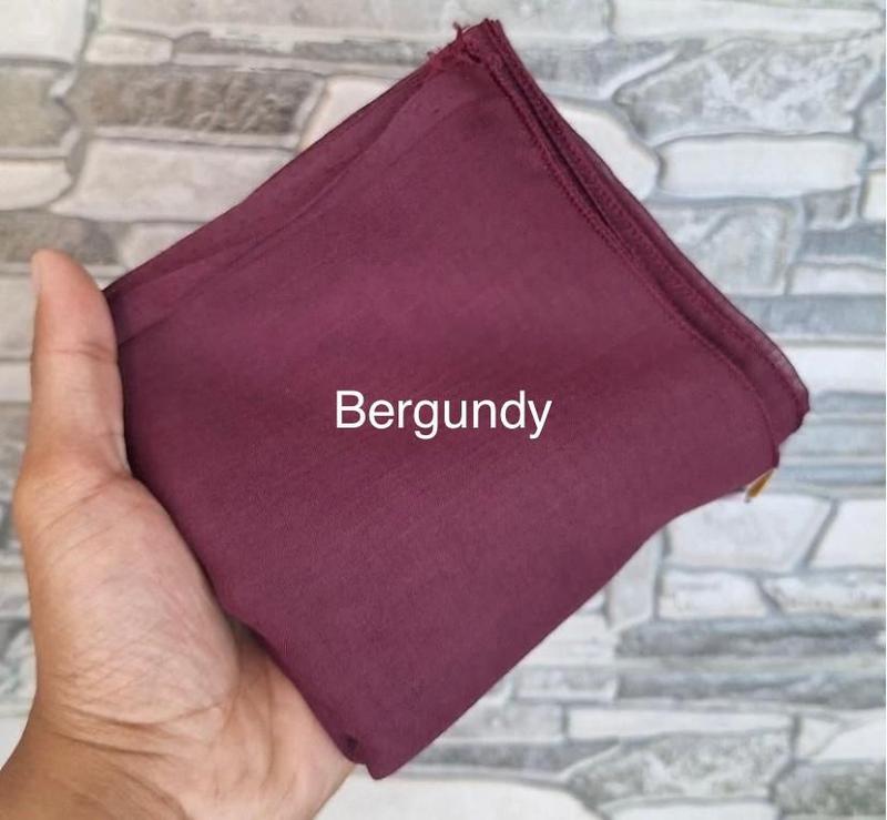 Product Introduction of COD-Best Seller//hijab Segi Empat Paris jadul VARISHA ORI Muslim Nyaman Kerudung Wanita Cantik Tebal Brown Voal Hitam 15