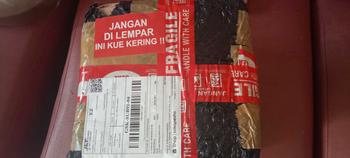 Product Review of Paket Castangel,kacang,nastar,bola² susu from d** 0