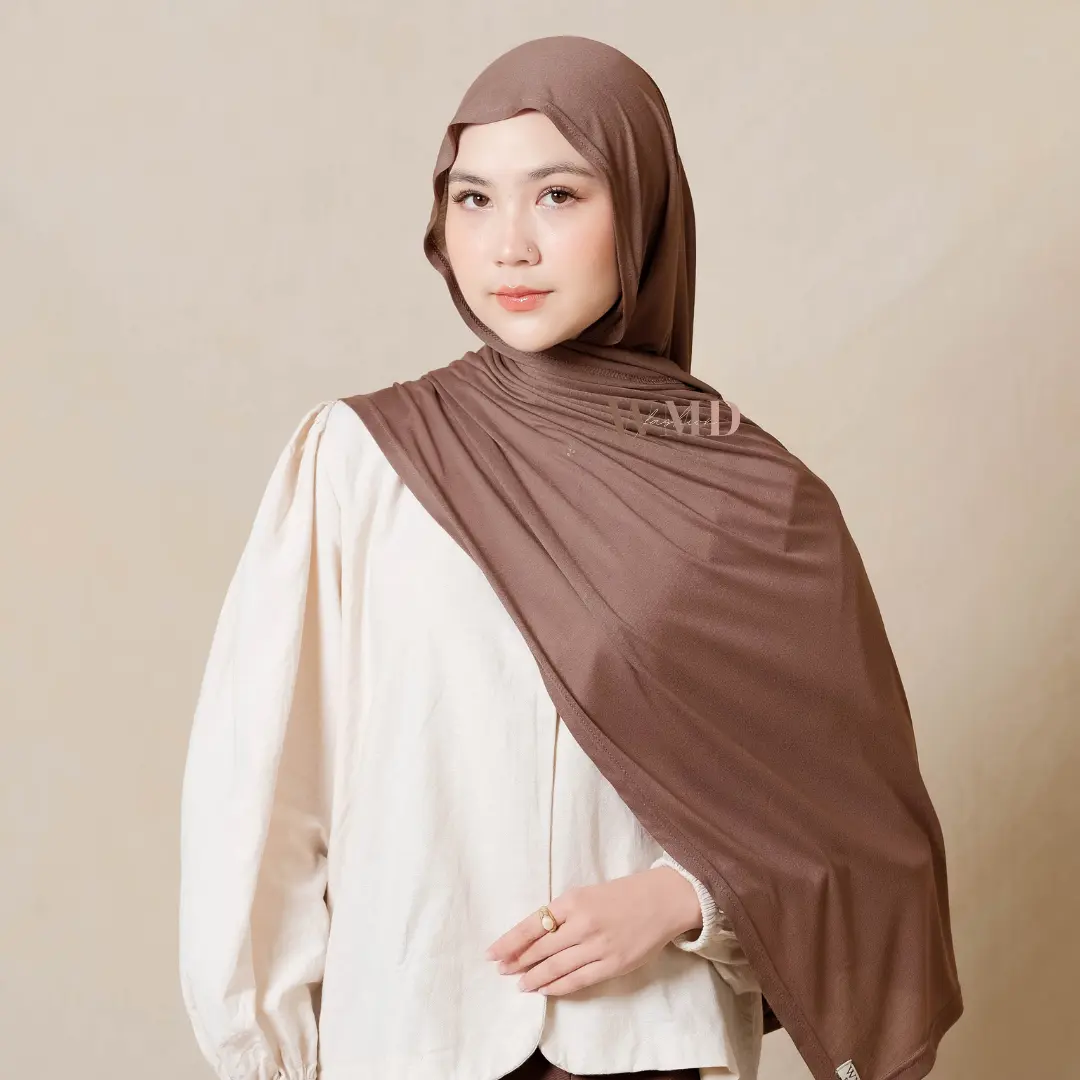 Milk Chocolate (Strechy)