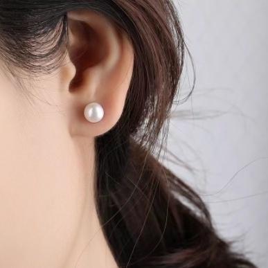 Anting Tusuk Mutiara Simple Gaya Korea Untuk Wanita 2024 - Aksesoris Wanita - Giwang Mutiara 0