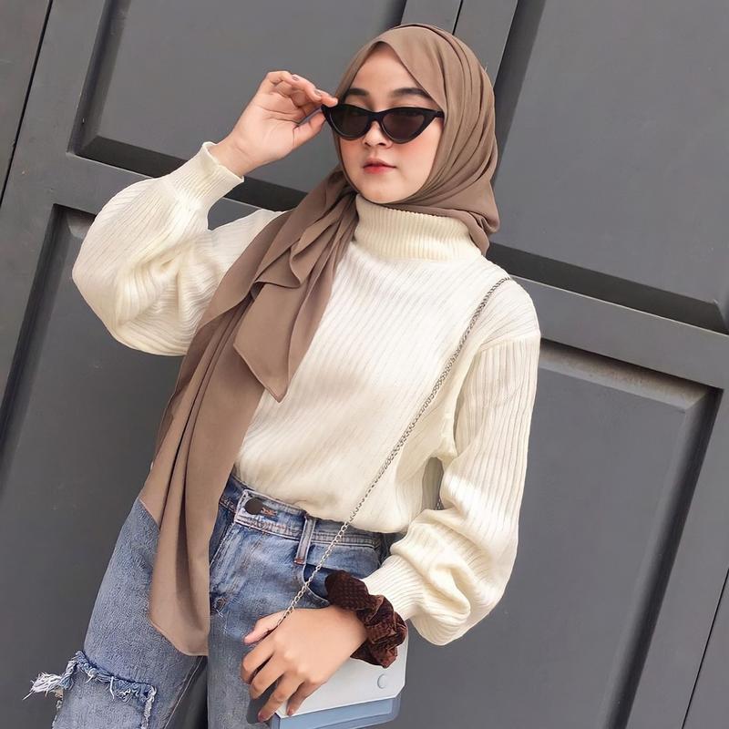 Bayoneta Sweater Rajut Balon Atasan Wanita  Kerah Turtle Salur Tangan Panjang Knitwear 2