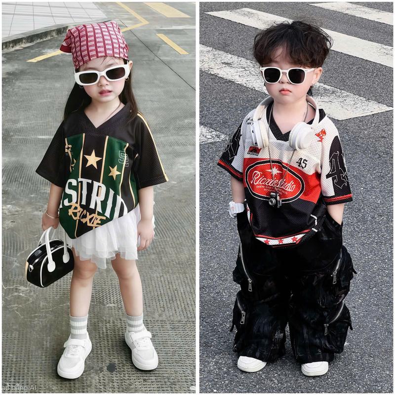  Ricxie Kids - Combo 2 Áo Thun Lưới Số 52-45 Cho Bé Trai Bé Gái 10kg Đến 40kg Màu Xanh Lá Đậm Và Đỏ Đen Chất Liệu Thoáng Mát Thiết Kế Năng Động Hiện Đại 